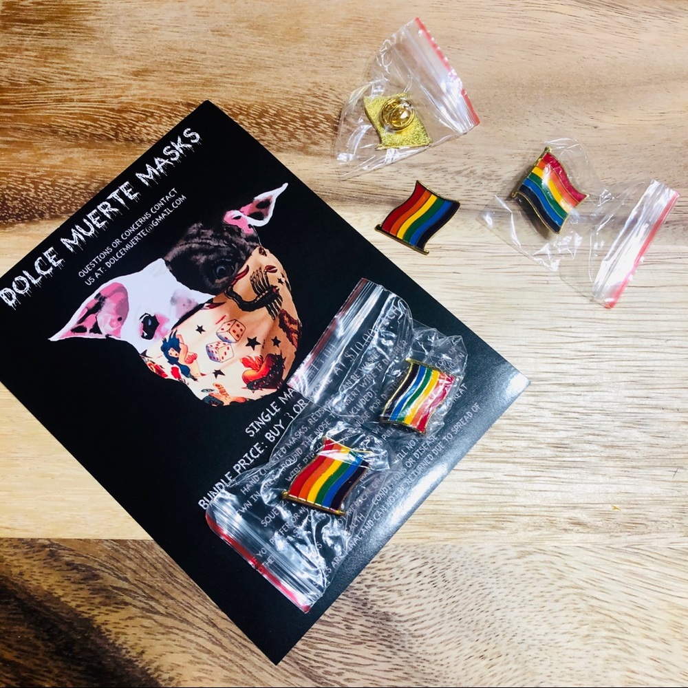 Pride pin